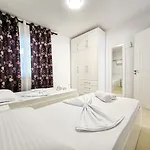 Apartmán Sunset Sea View Two Bedroom Golem (Tirana)